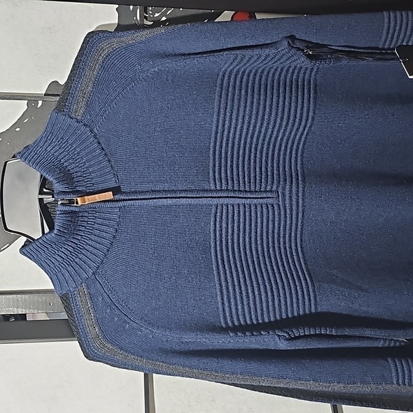 Obermeyer Vince Knit 1/2 Zip Sweater Size Small Admiral NWT - Picture 3 of 12